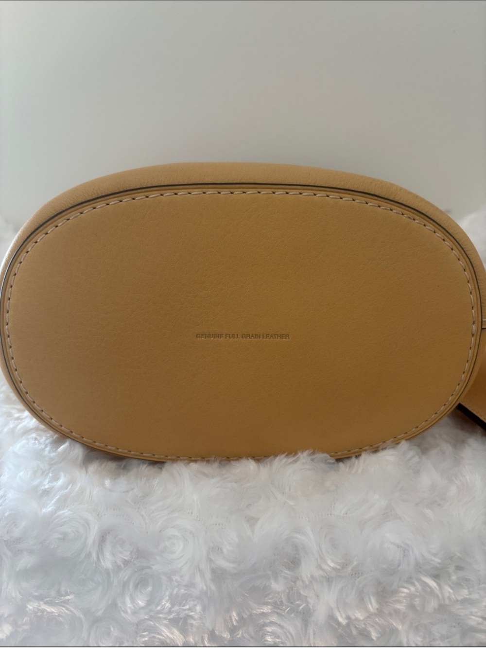 COACH Bleeker vanilla Leather small Bucket Shoulder Bag with Pouch - Picture 6 of 11
